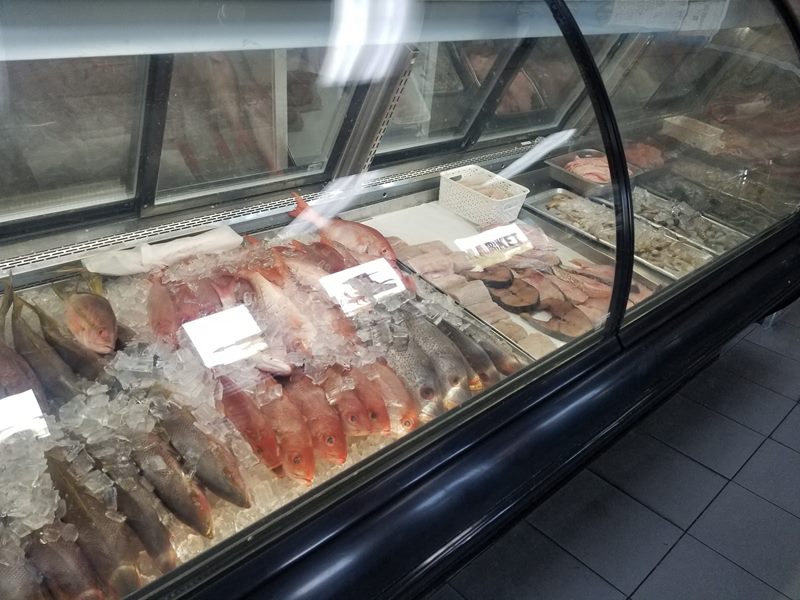 Bahamas Fish Market & Restaurant interior